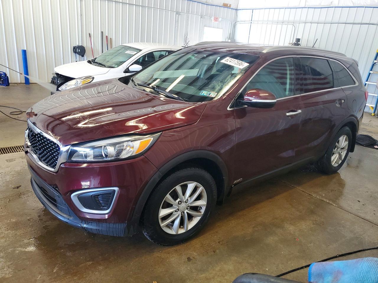 2017 Kia Sorento LX, VIN 5XYPGDA36HG249290 — Front end