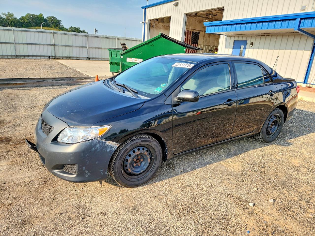 2010 Toyota Corolla LE, VIN 2T1BU4EE0AC310553 — Град