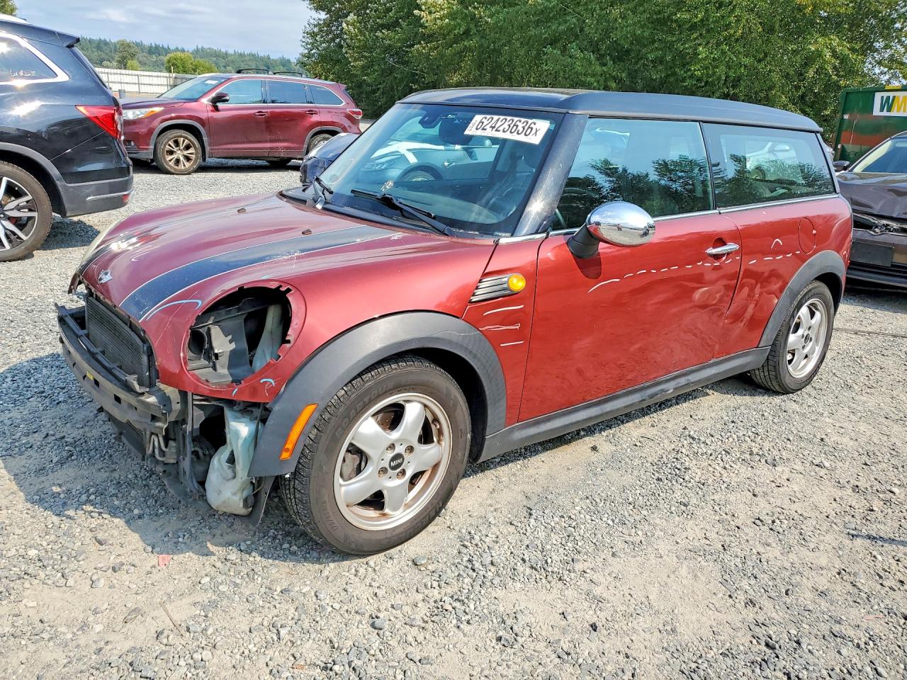 2009 MINI Clubman, VIN WMWML33509TN68677 — Перед