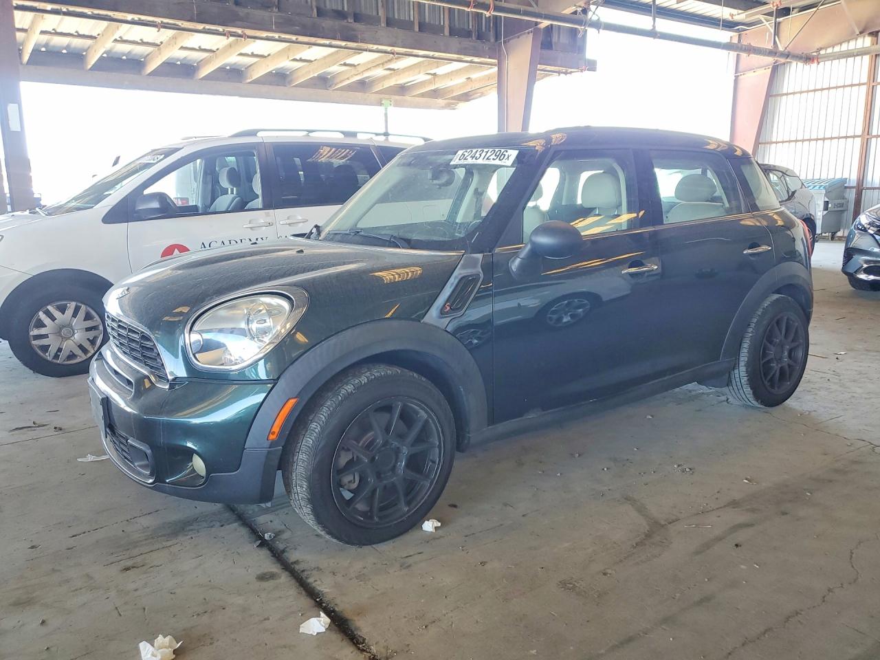 2014 MINI Countryman S, VIN WMWZC3C55EWP25330 — Rear end