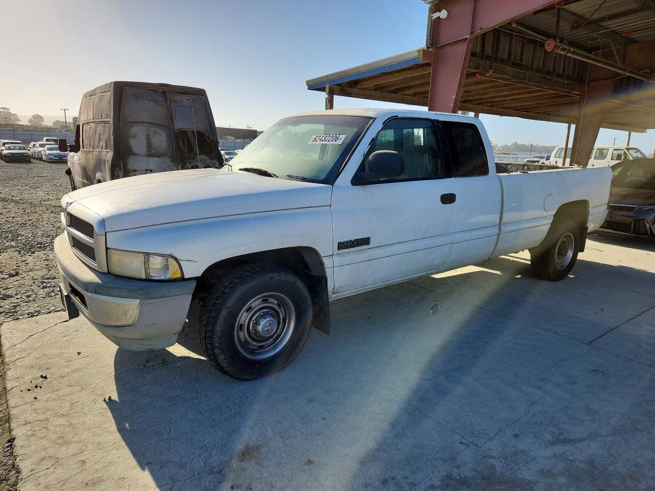 1998 Dodge RAM, VIN 3B7KC22D7WG155872 — Mechanical