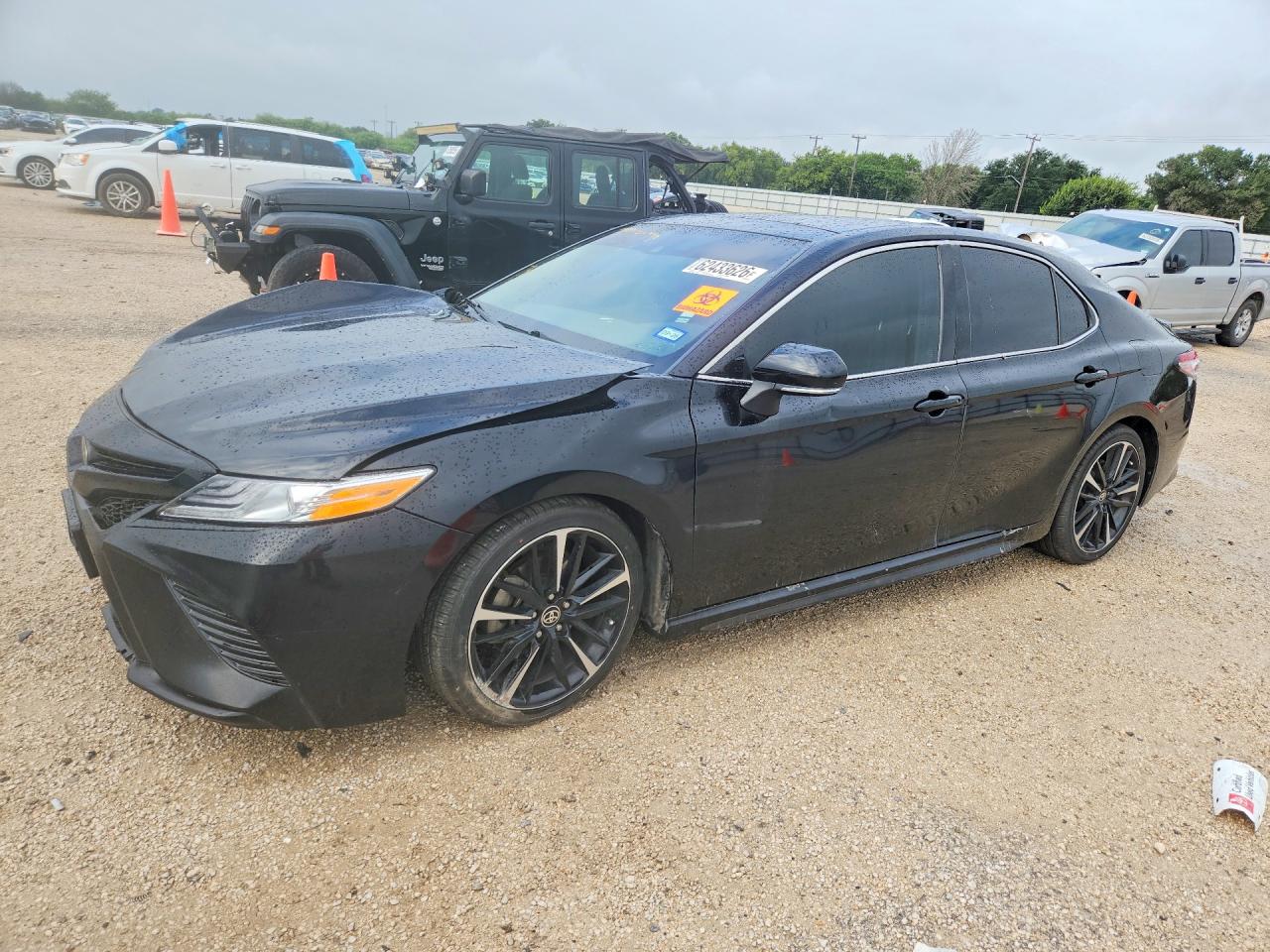 2020 Toyota Camry XSE, VIN 4T1K61AKXLU504013 — Front end