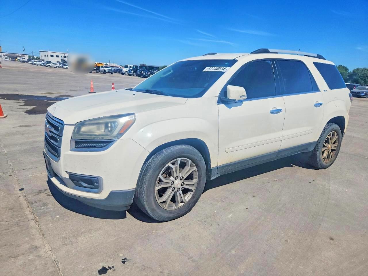 2015 GMC Acadia SLT, VIN 1GKKRRKD2FJ120487 — Front end