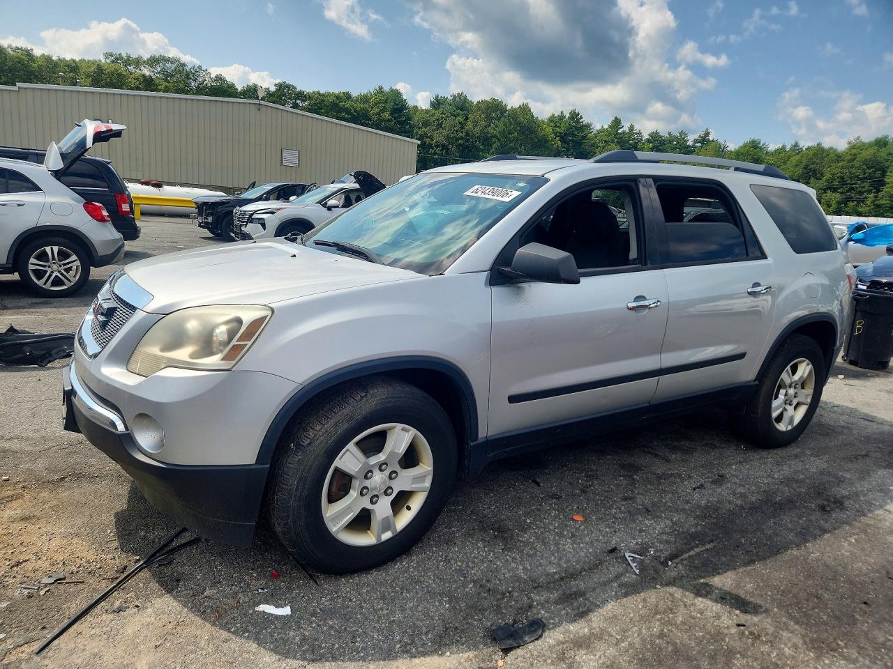 2010 GMC Acadia SL, VIN 1GKLVKED4AJ230369 — Днище