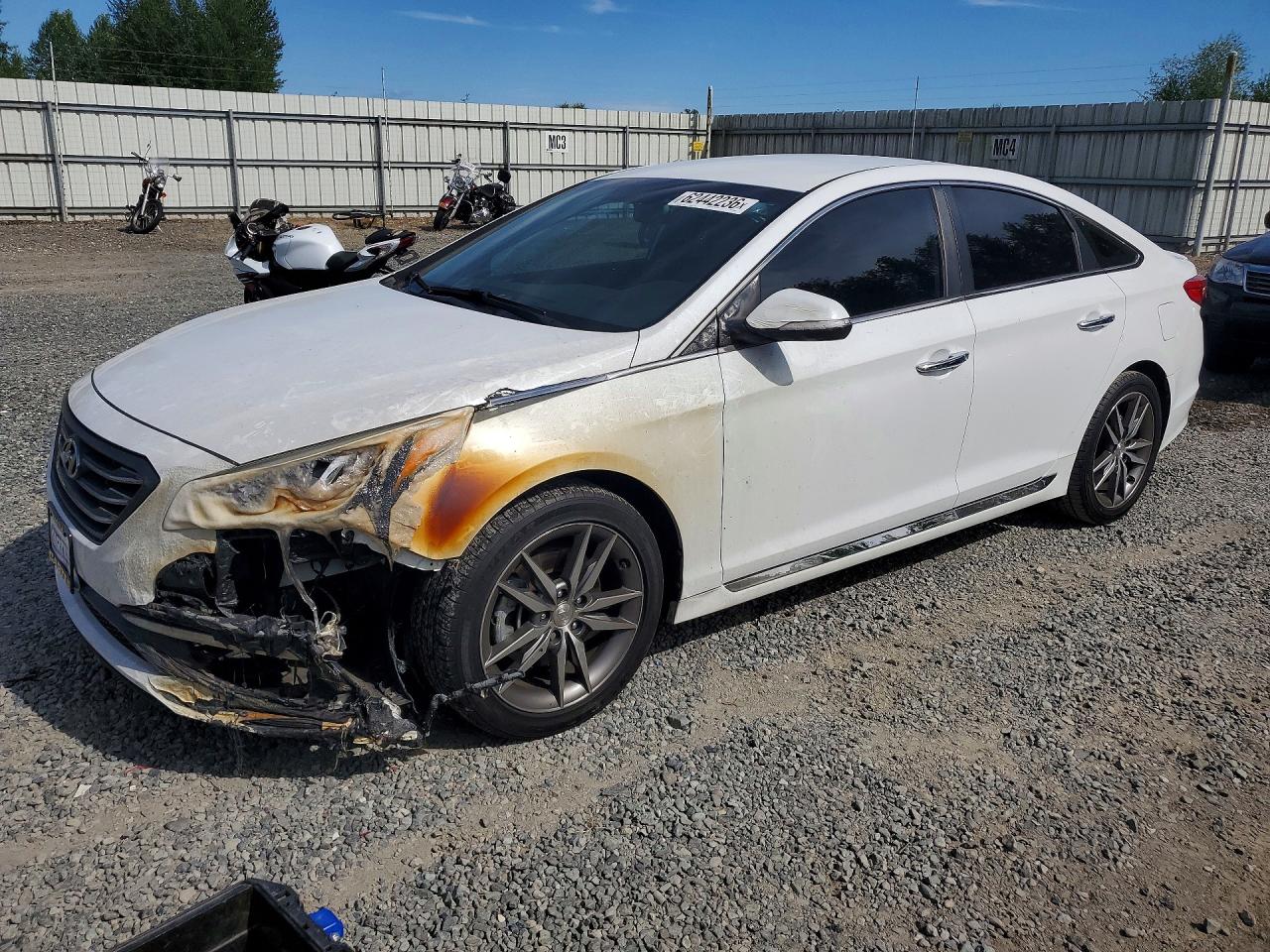 2015 Hyundai Sonata Limited, VIN 5NPE34AB6FH110096 — Burn