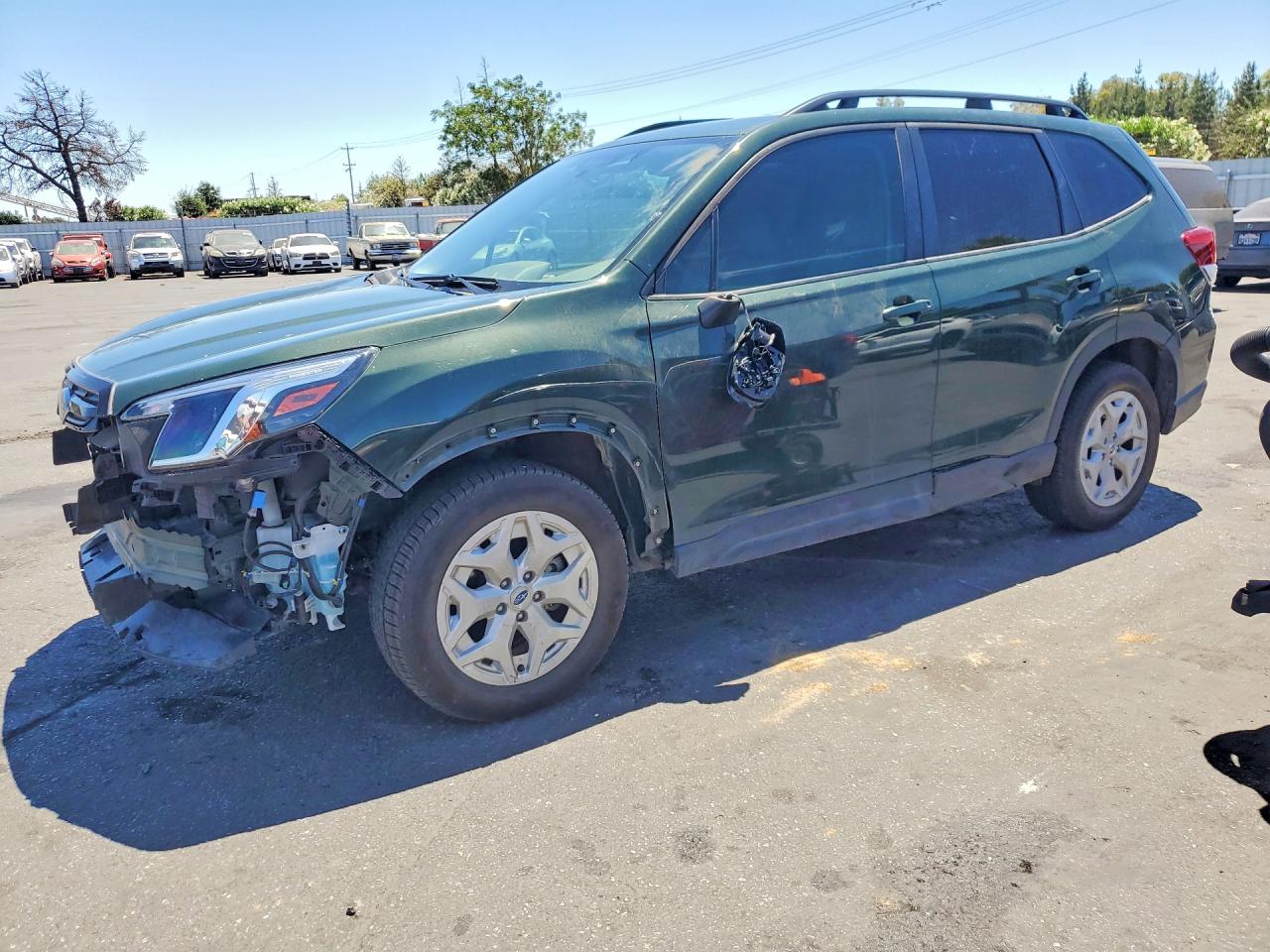 2022 Subaru Forester, VIN JF2SKACC9NH403645 — Front end