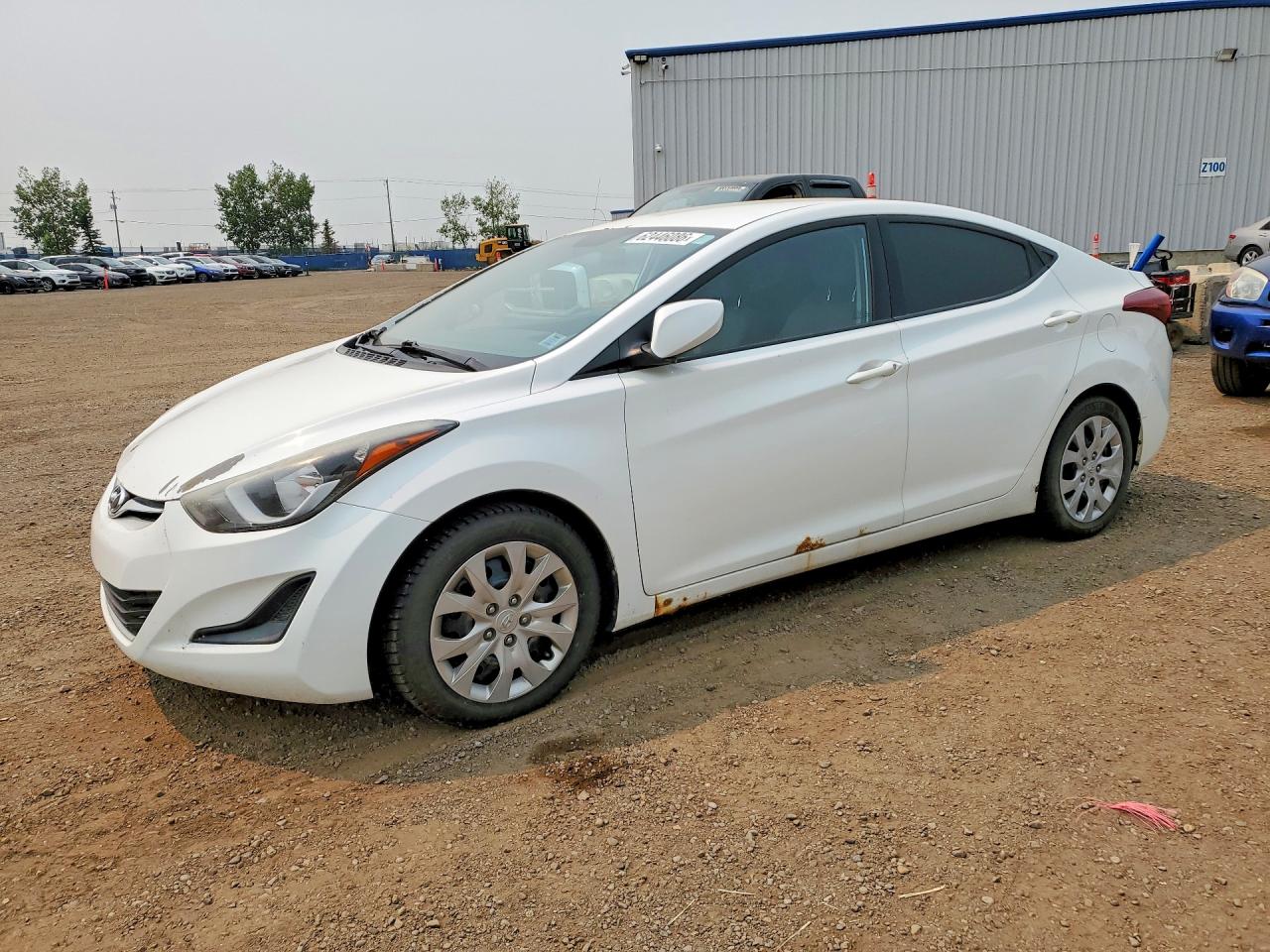 2014 Hyundai Elantra SE, VIN 5NPDH4AE7EH518970 — Rear end