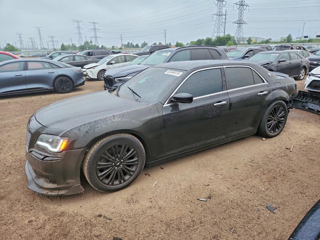 2014 Chrysler 300, VIN 2C3CCARG0EH265096 — Rear end