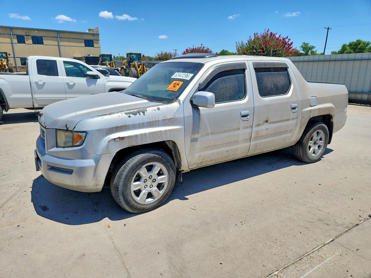 2006 Honda Ridgeline RTL, VIN 2HJYK16506H512072 — Rear end