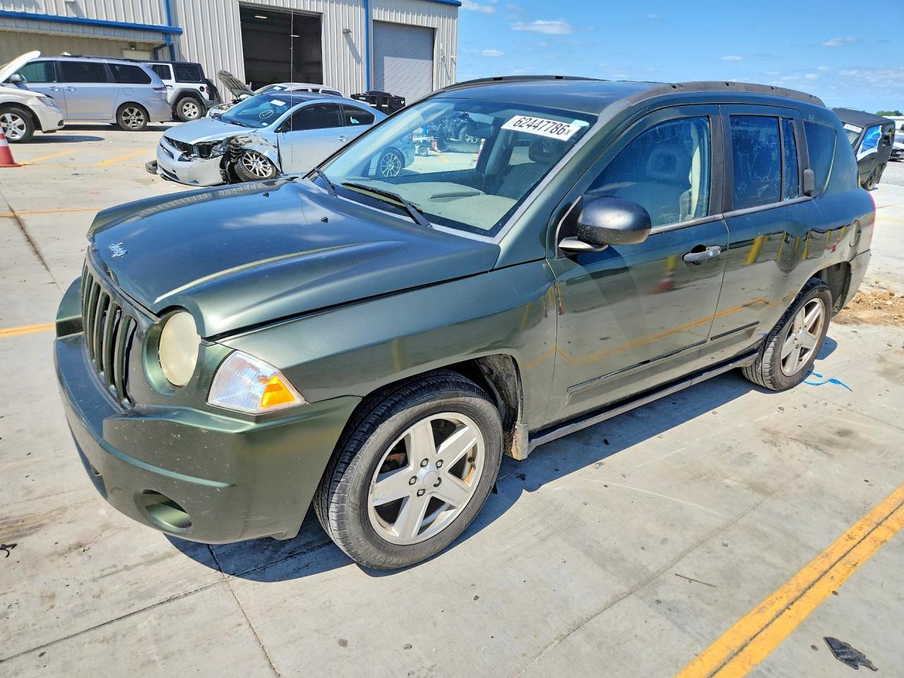 2008 Jeep Compass Sport, VIN 1J8FF47W98D534136 — Front end
