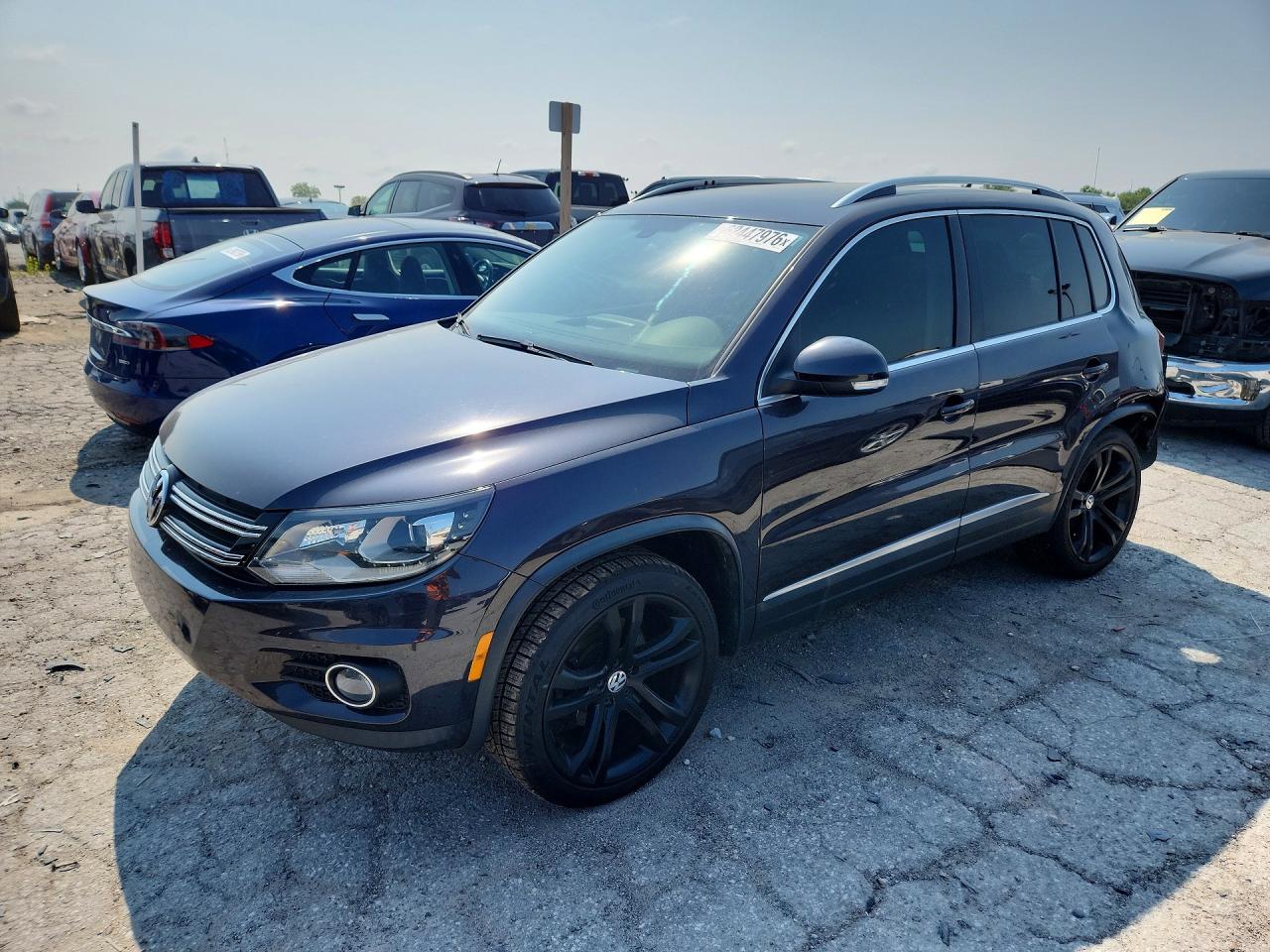 2016 Volkswagen Tiguan S, VIN WVGAV7AX3GW511778 — Rear end