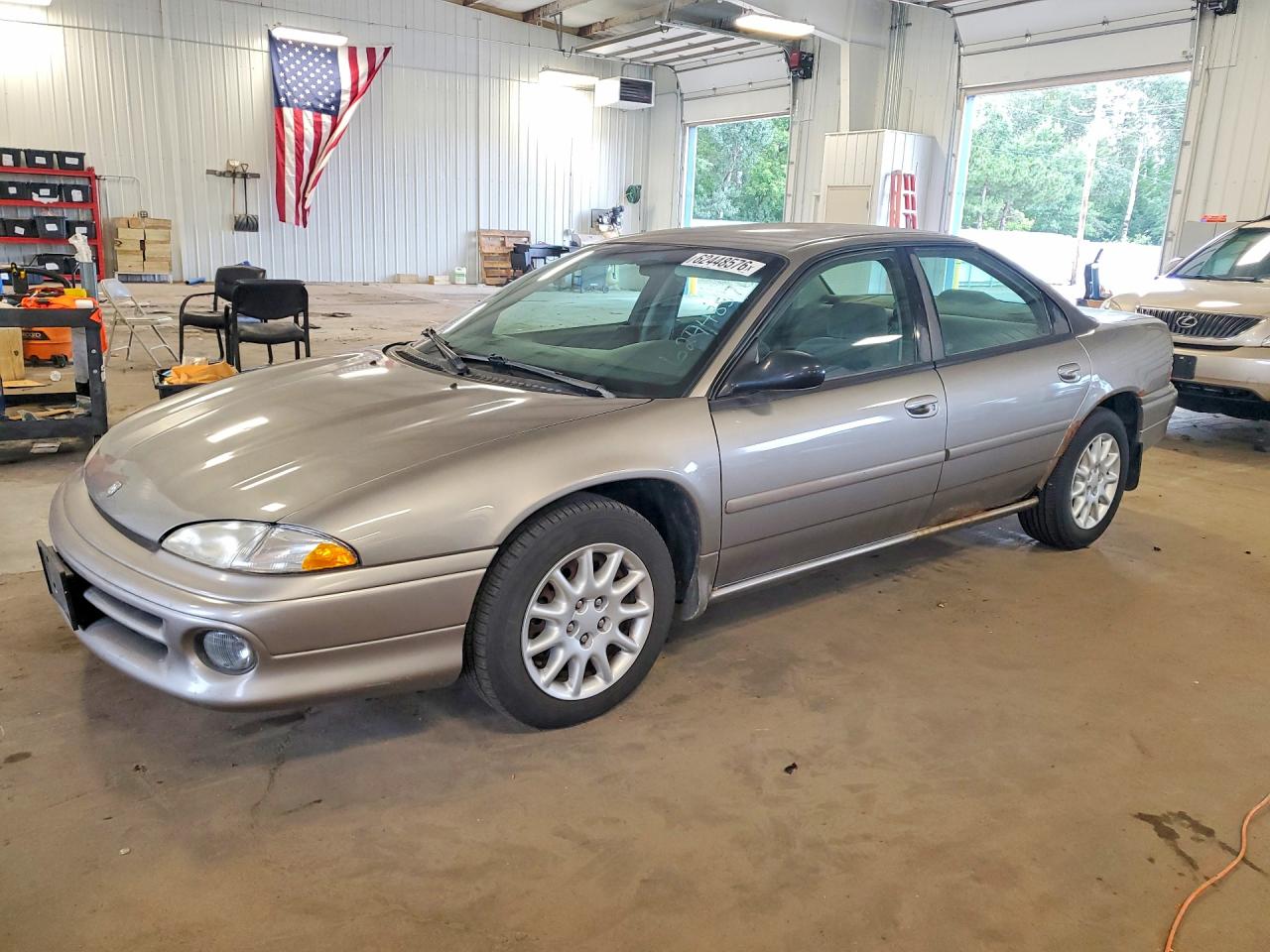 1997 Dodge Intrepid, VIN 2B3HD46T6VH785922 — Side