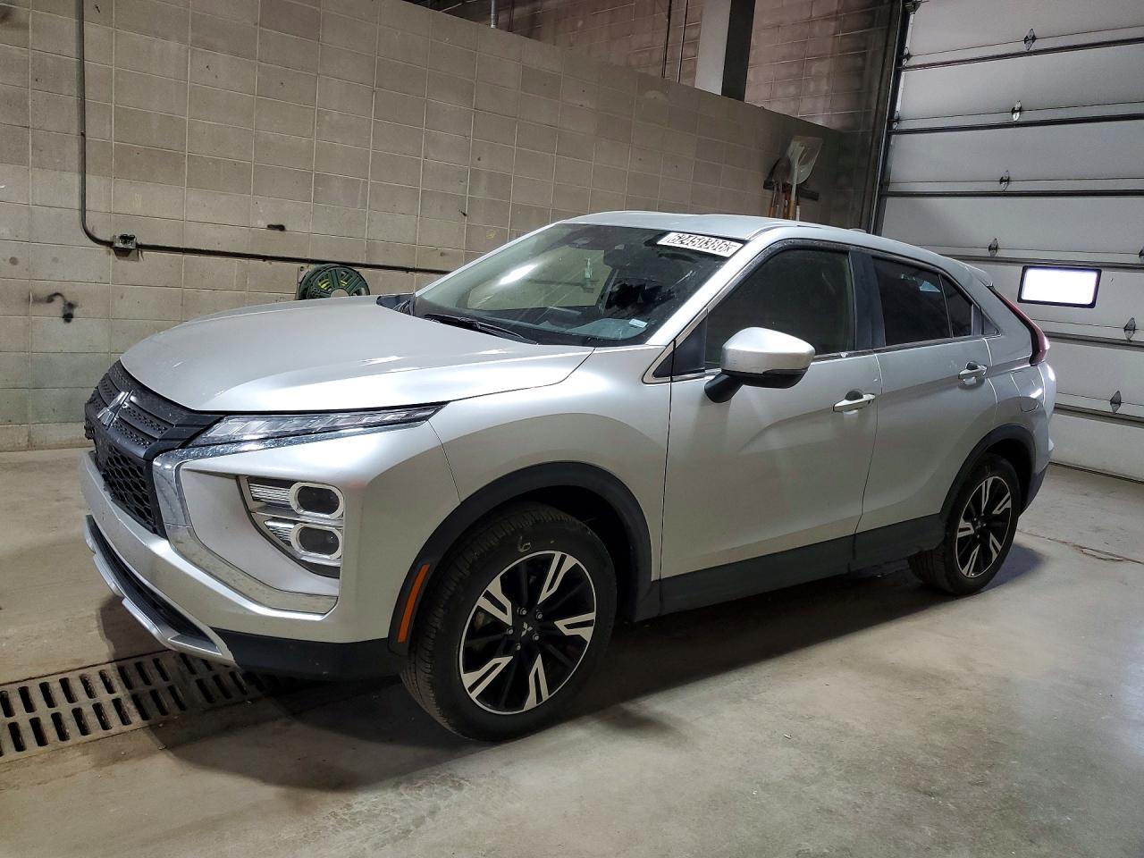 2025 Mitsubishi Eclipse Cross SE, VIN JA4ATWAA7SZ041837 — Front end