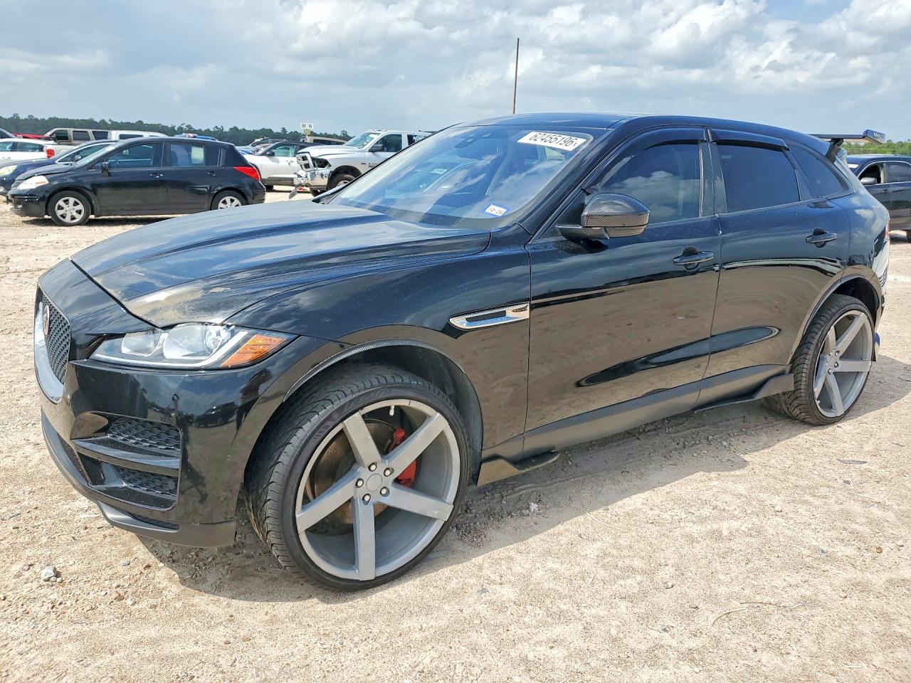 2017 Jaguar F-Pace 35t, VIN SADCS2BVXHA496429 — Обычный износ