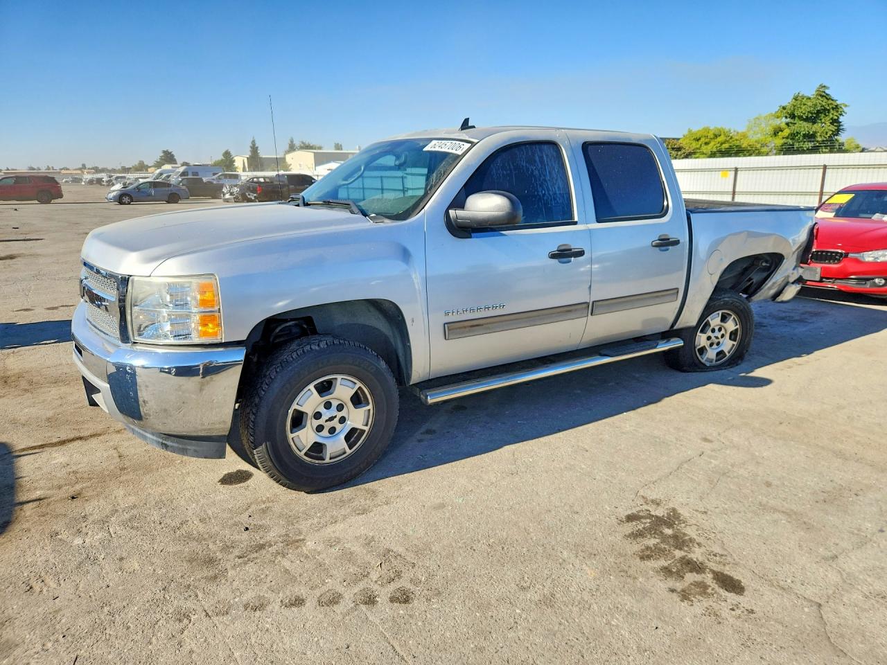 2013 Chevrolet Silverado 1500 LT, VIN 3GCPCSE09DG217896 — Rear end