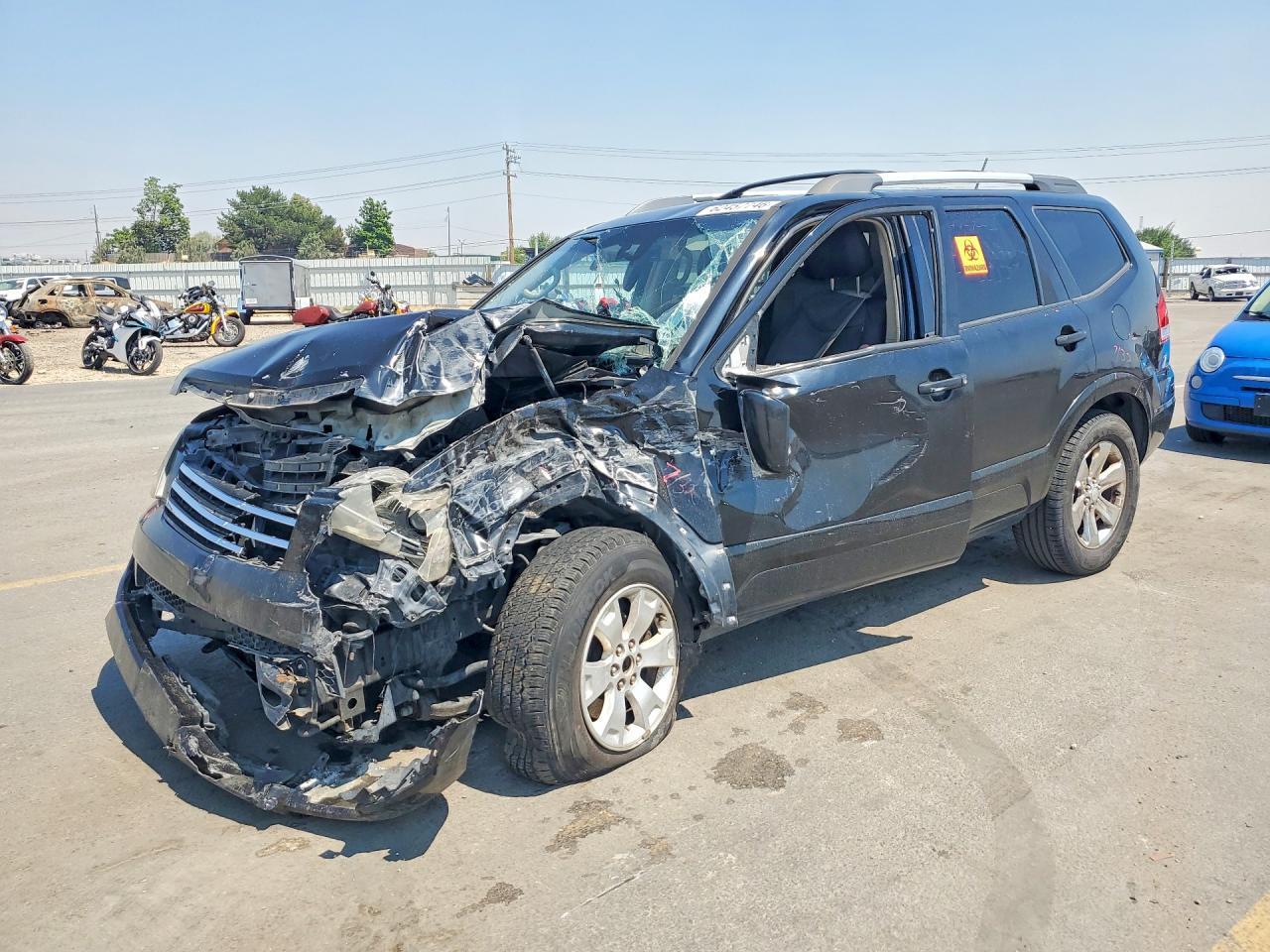 2009 Kia Borrego EX, VIN KNDJJ741X95023153 — Перед