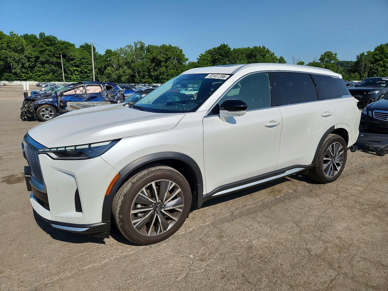 2026 Infiniti QX60 Luxe, VIN 5N1AL1FS8TC335094 — Перед