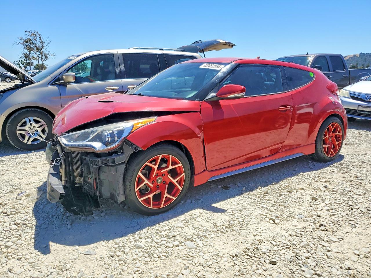 2015 Hyundai Veloster Turbo, VIN KMHTC6AE0FU225968 — Перед