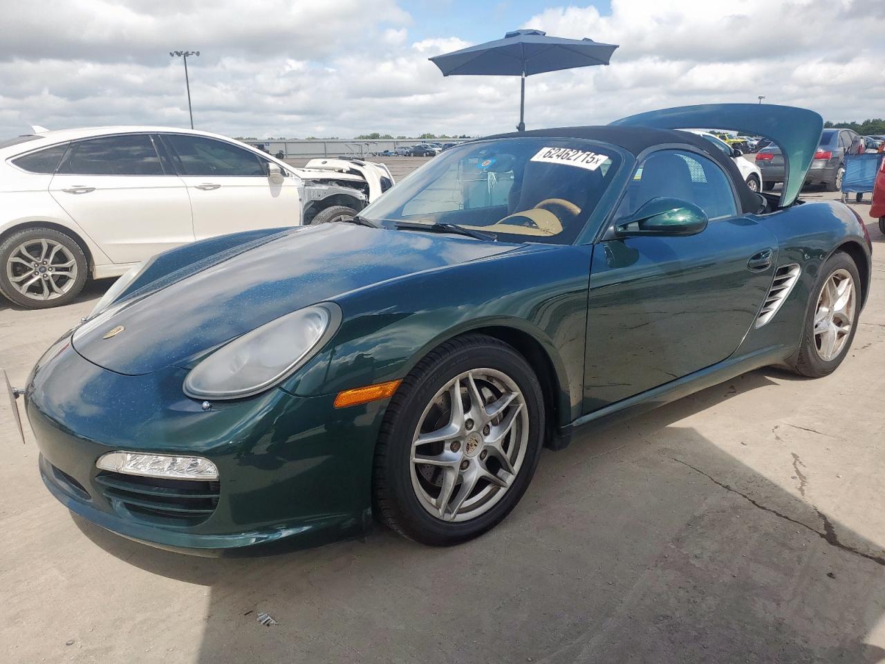 2011 Porsche Boxster, VIN WP0CA2A80BS710601 — Front end