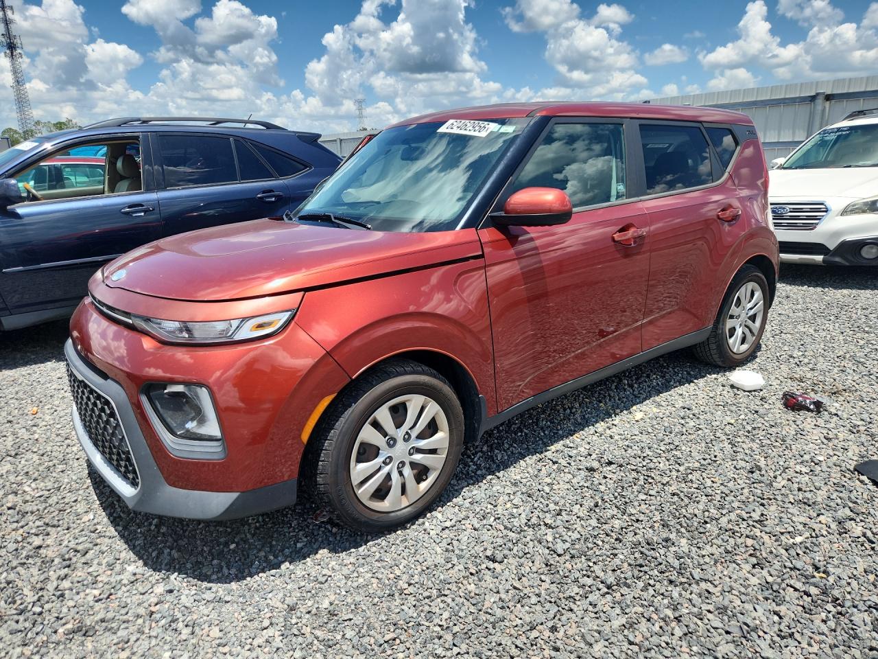 2020 Kia Soul LX, VIN KNDJ23AU2L7099109 — Side