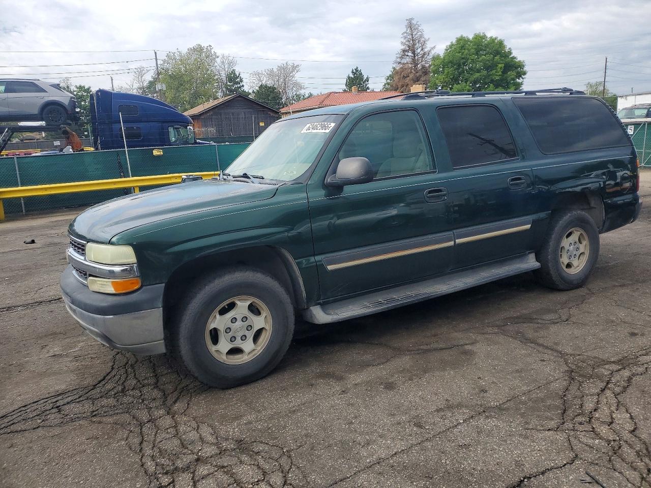 2004 Chevrolet Suburban LS, VIN 3GNEC16Z84G259918 — Rear end