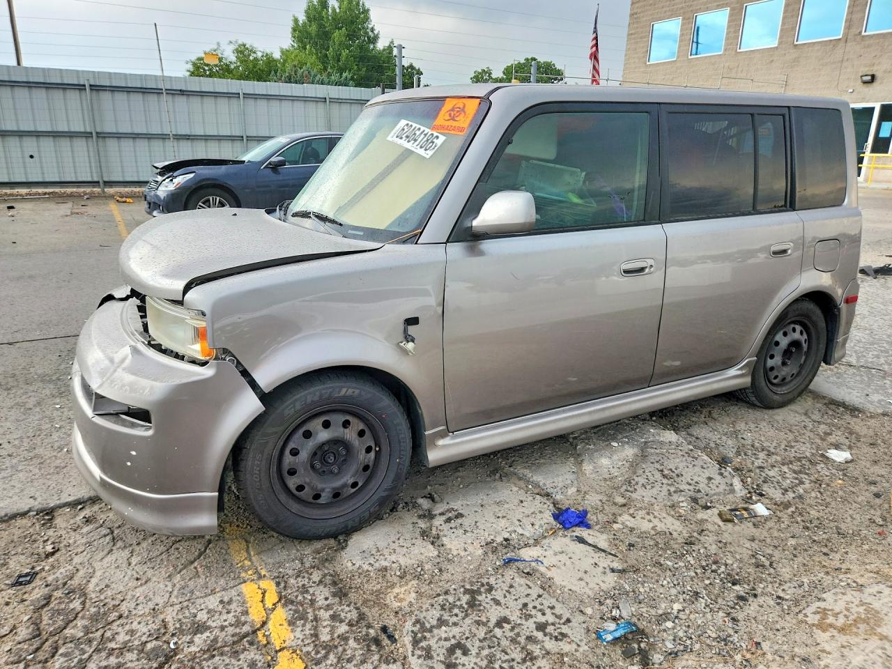 2006 Scion xB, VIN JTLKT324164035668 — Перед