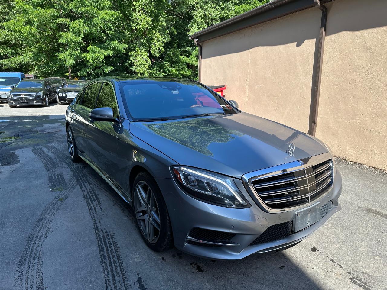 2015 Mercedes-Benz S 550, VIN WDDUG8FB7FA092737 — Normal wear