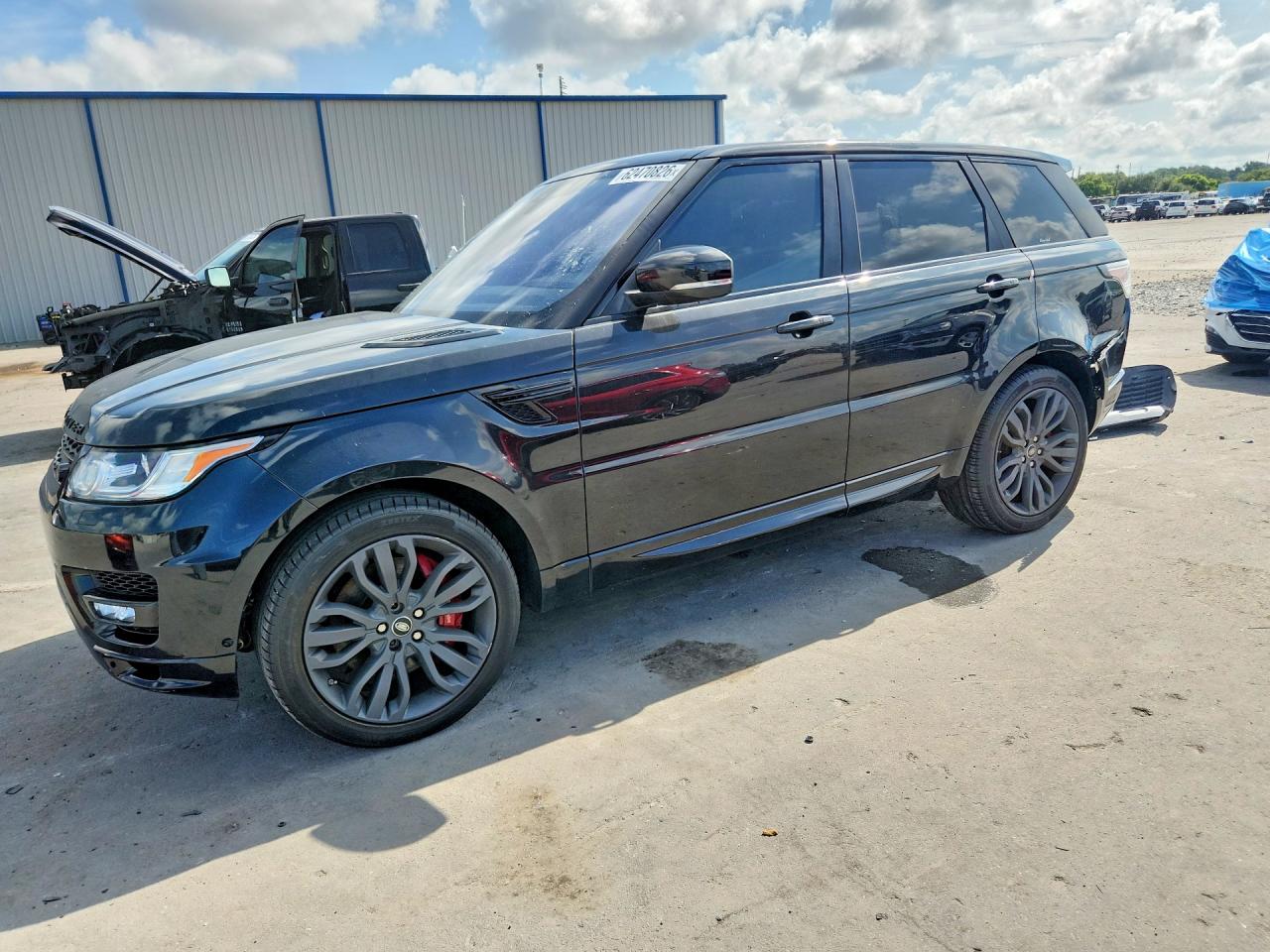 2017 Land Rover Range Rover Sport HSE Dynamic, VIN SALWV2FV1HA162373 — Rear end