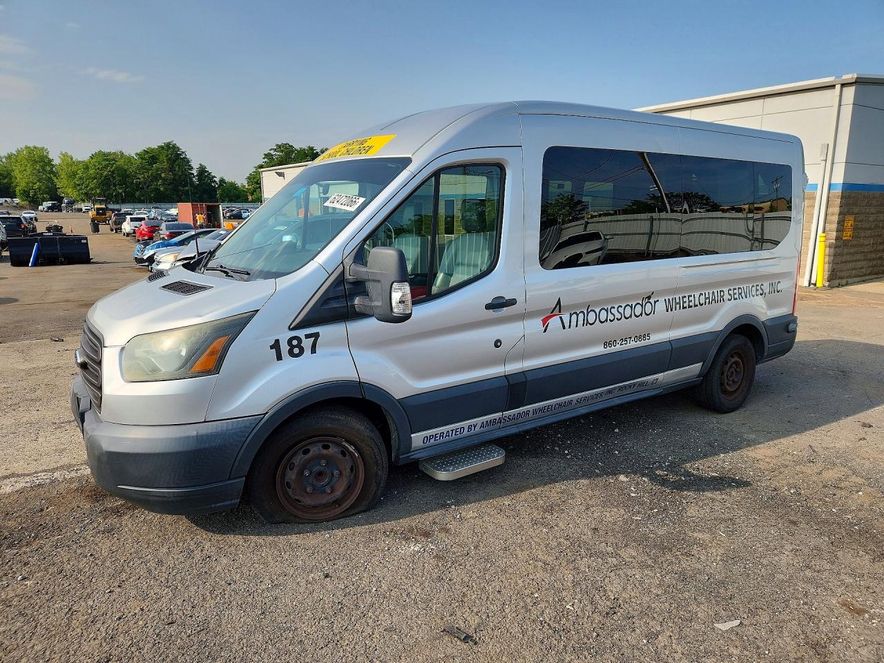 2015 Ford Transit XL, VIN 1FDZX2CM1FKA84061 — Бок