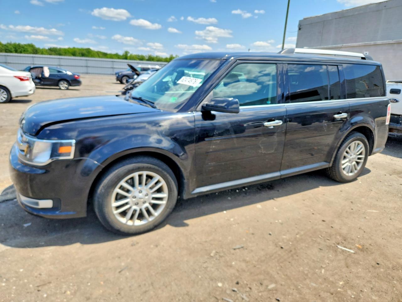 2016 Ford Flex SEL, VIN 2FMGK5C85GBA00202 — Front end
