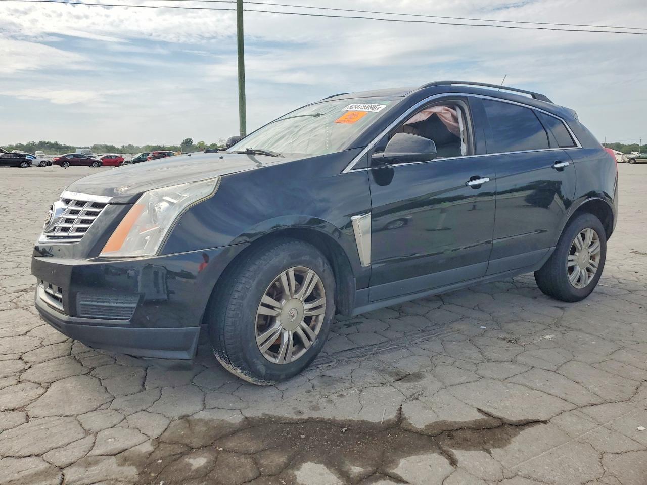 2014 Cadillac SRX, VIN 3GYFNAE32ES549097 — Side