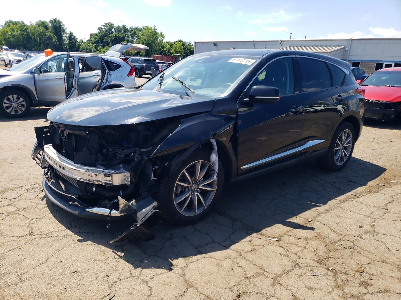 2019 Acura RDX Technology, VIN 5J8TC2H55KL002698 — Front end