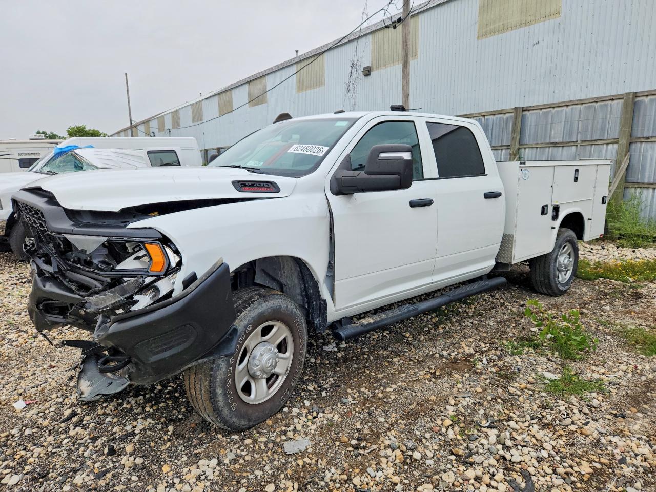 2024 Ram 2500 Tradesman, VIN 3C7WR5HJ5RG176404 — Перед