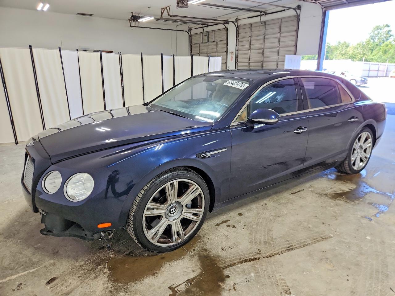 2014 Bentley Flying Spur, VIN SCBEC9ZA1EC094542 — Front end