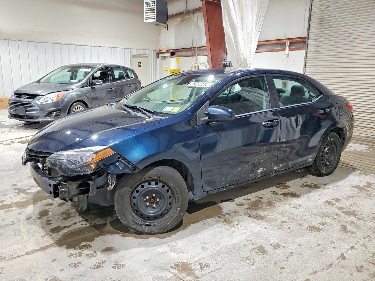 2017 Toyota Corolla LE, VIN 2T1BURHE9HC858411 — Front end