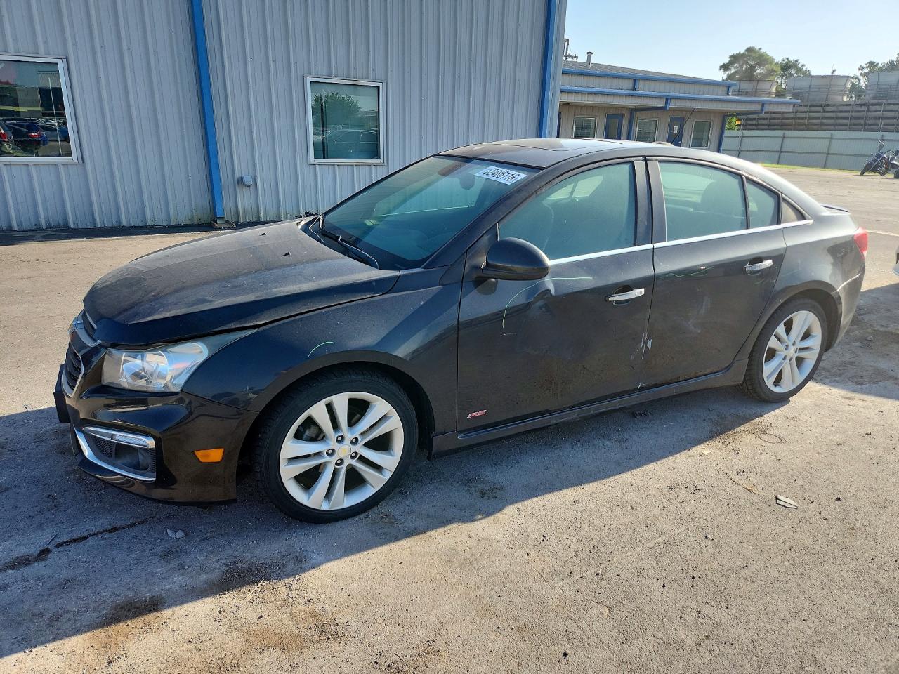 2015 Chevrolet Cruze LTZ, VIN 1G1PG5SB0F7225629 — Бок