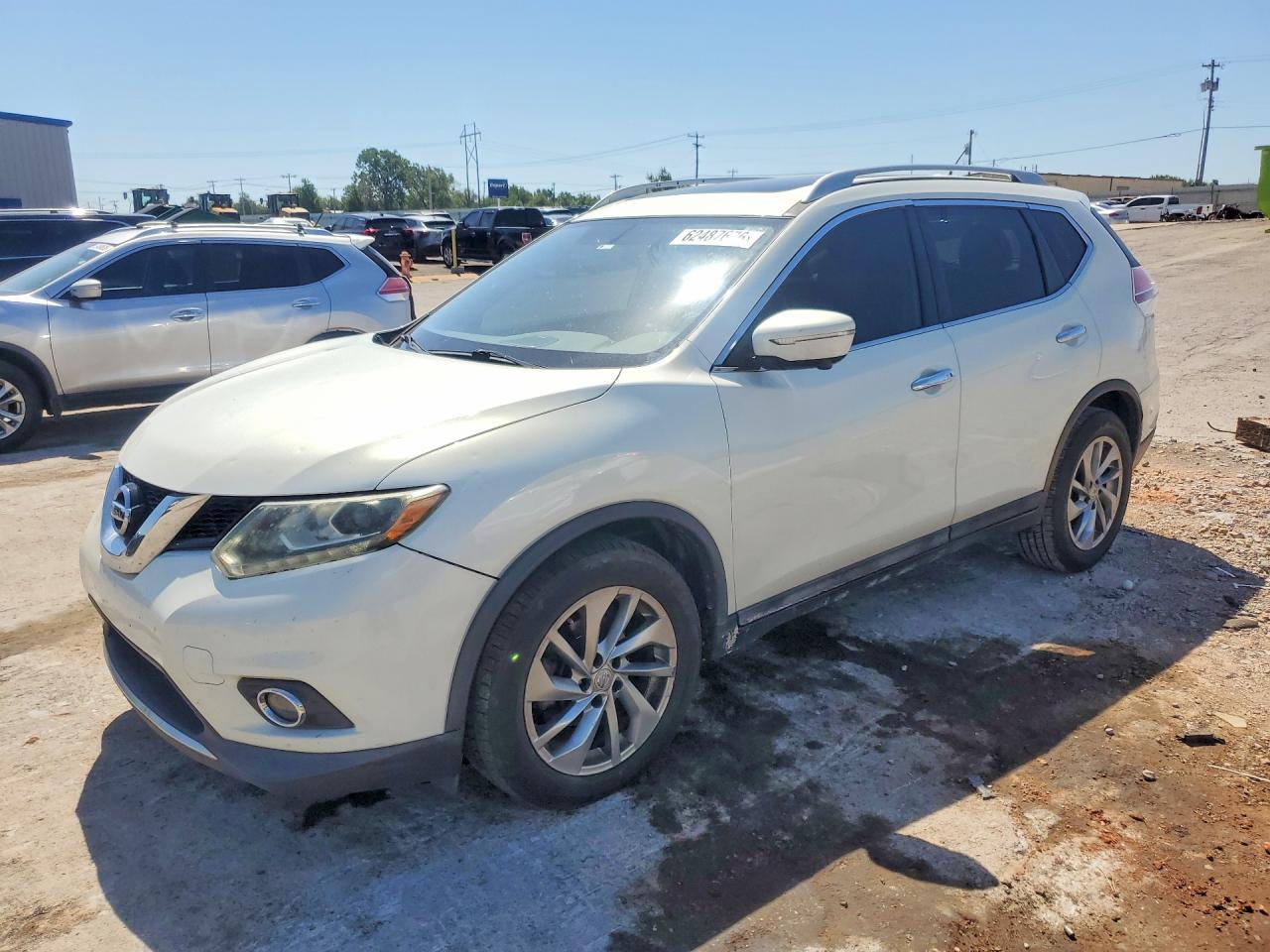 2014 Nissan Rogue SL, VIN 5N1AT2MT0EC865368 — Град