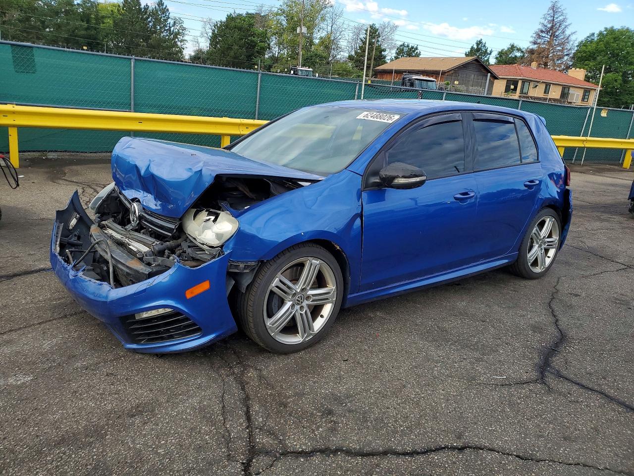 2012 Volkswagen Golf R, VIN WVWPF7AJ0CW282395 — Front end