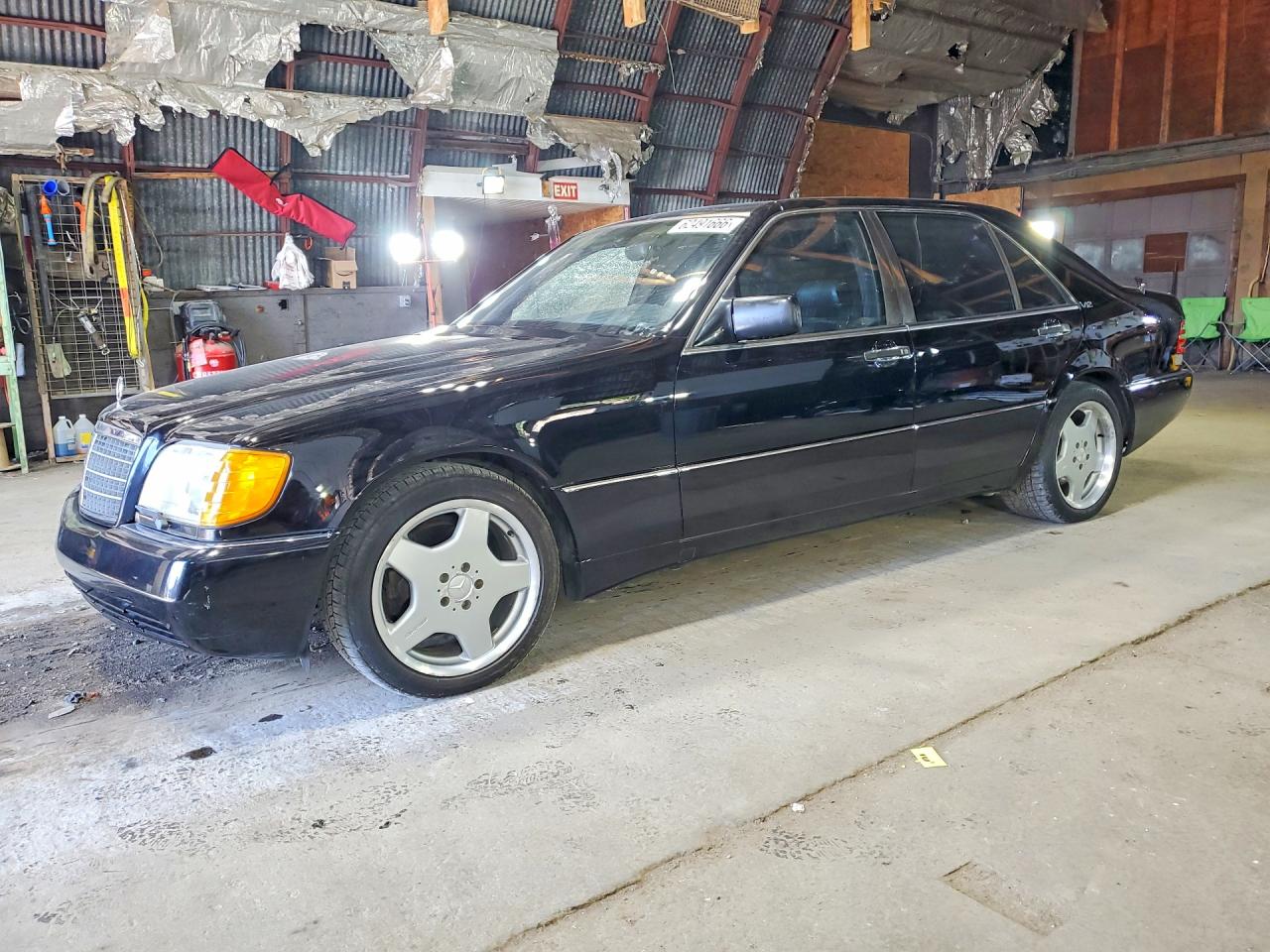 1994 Mercedes-Benz S, VIN WDBGA57E2RA142365 — Vandalism