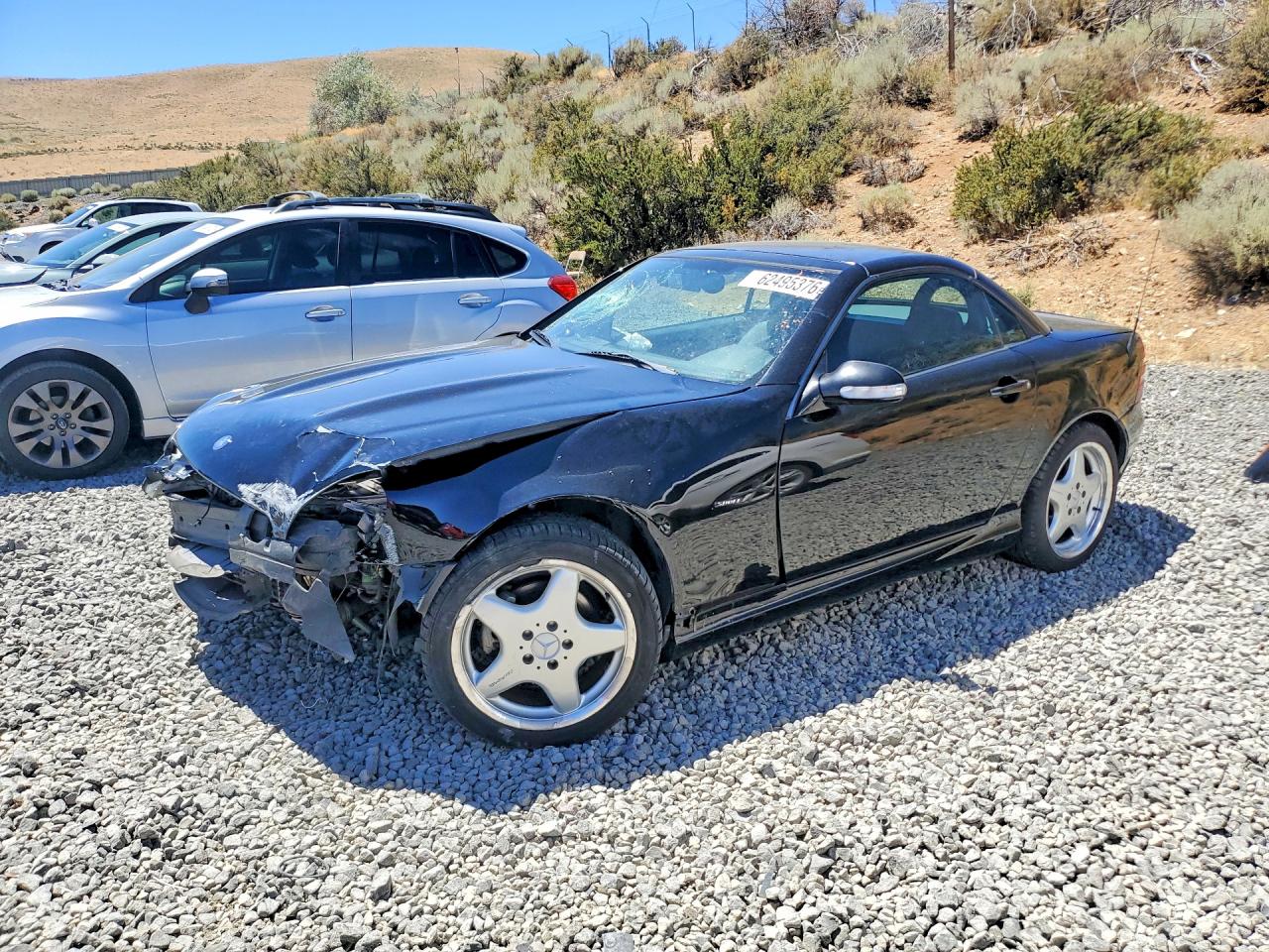 2001 Mercedes-Benz SLK 230 Kompressor, VIN WDBKK49F21F169645 — Front end
