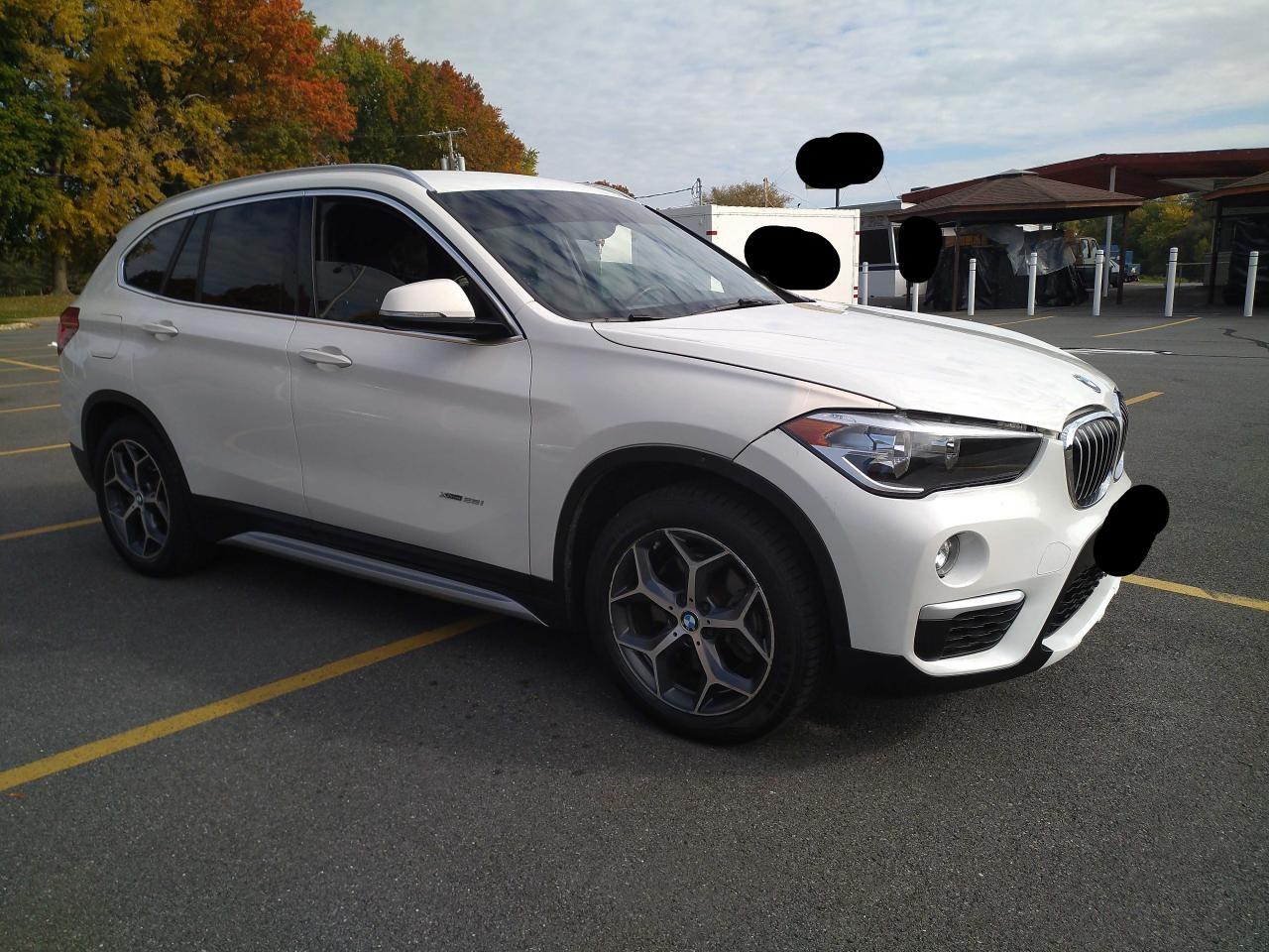 2016 BMW X1 xDrive28i, VIN WBXHT3C3XGP880243 — Фото с аукциона