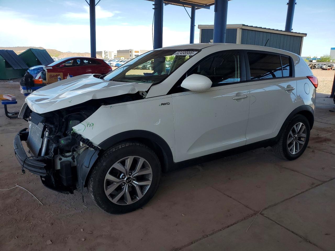 2015 Kia Sportage LX, VIN KNDPBCAC8F7758042 — Front end