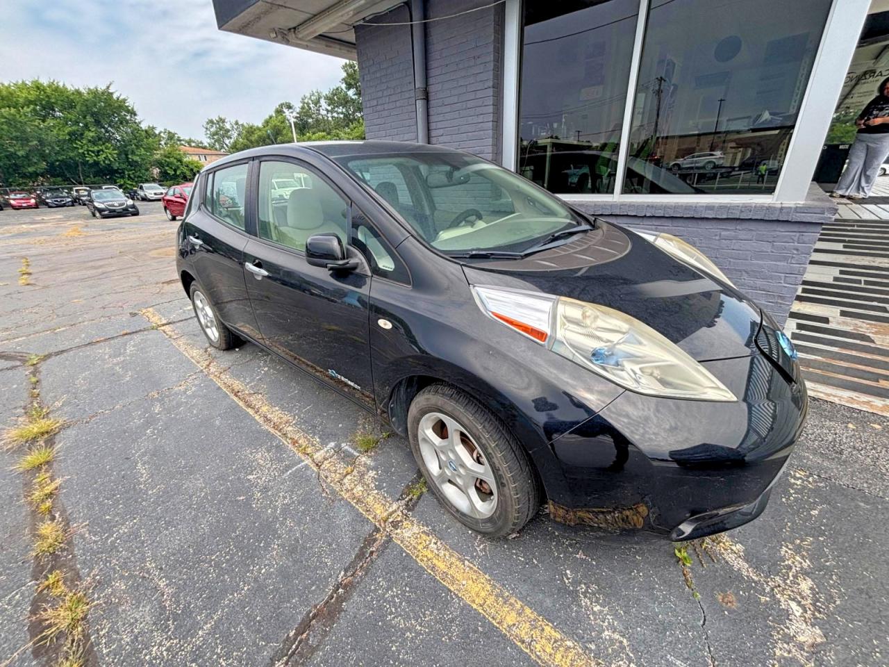 2011 Nissan LEAF SL, VIN JN1AZ0CP1BT005036 — Обычный износ