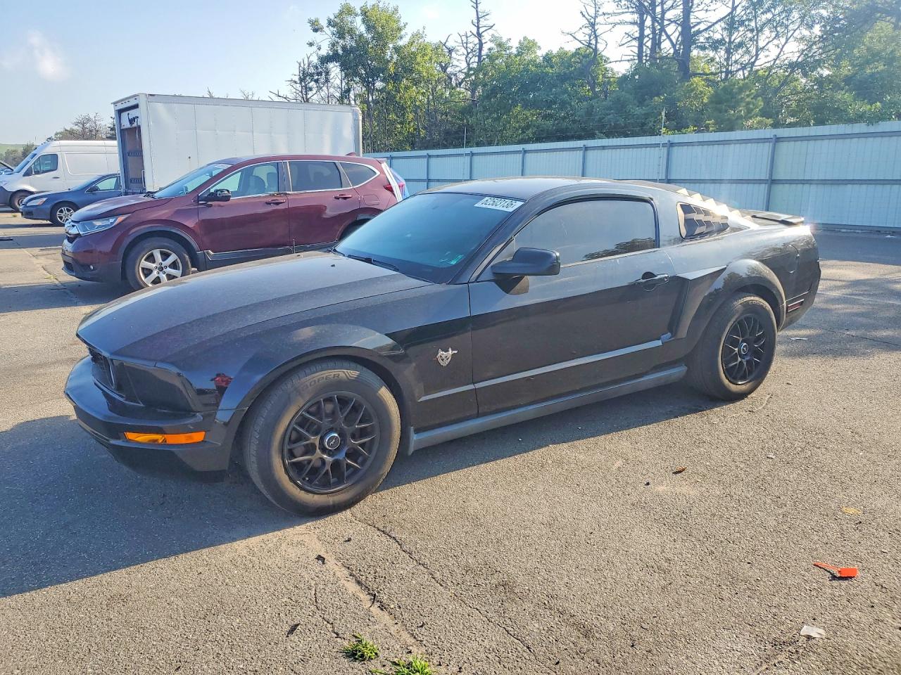 2009 Ford Mustang, VIN 1ZVHT80N195114686 — Front end