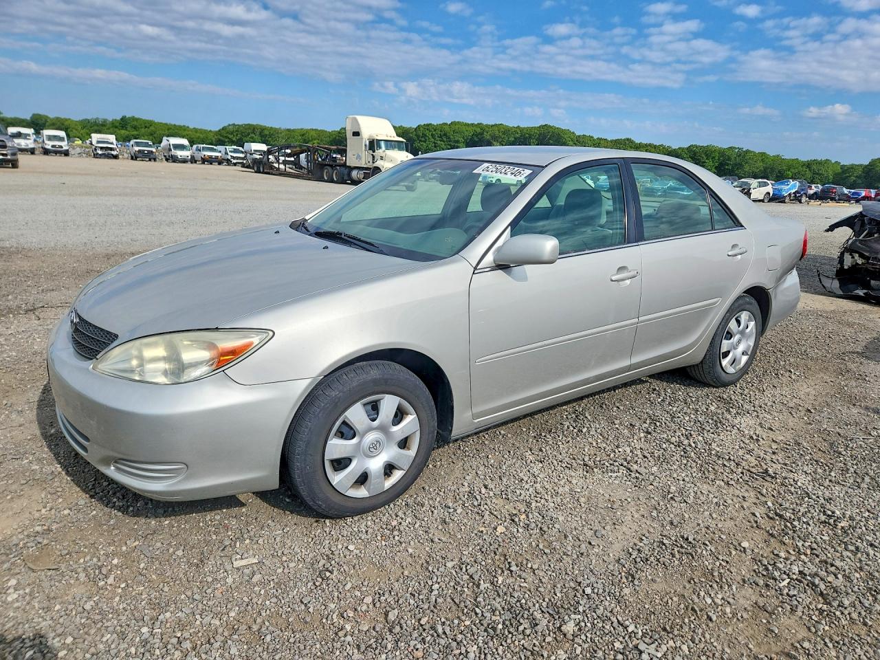 2004 Toyota Camry LE, VIN 4T1BE32K64U826839 — Rear end