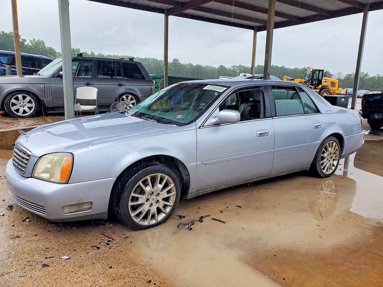 2004 Cadillac DeVille, VIN 1G6KD54Y54U249275 — Front end