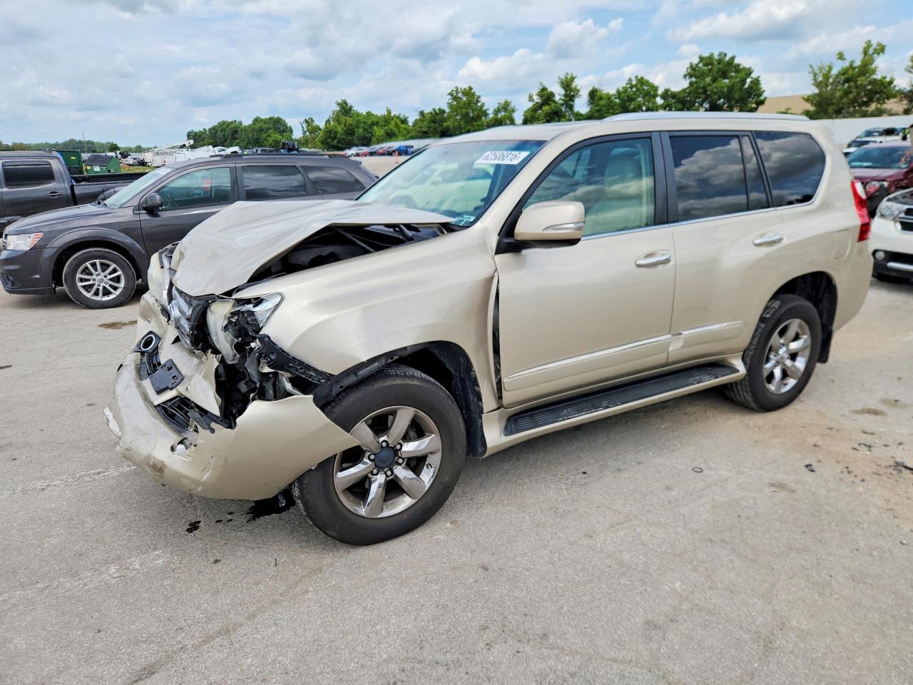 2012 Lexus GX 460 Premium, VIN JTJJM7FX5C5047146 — Front end