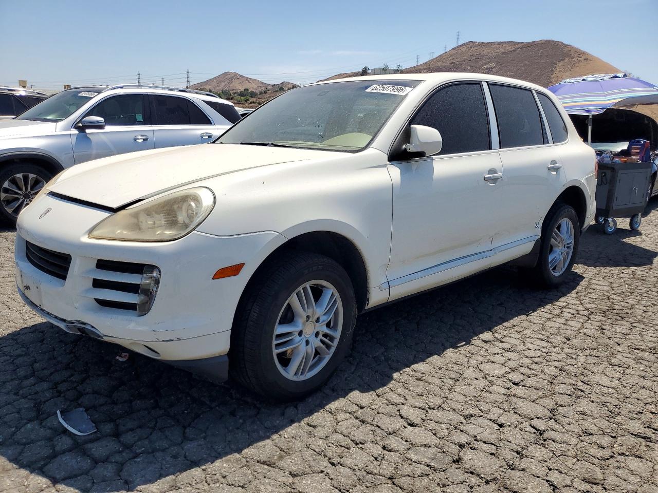 2009 Porsche Cayenne, VIN WP1AA29P59LA07629 — Бок