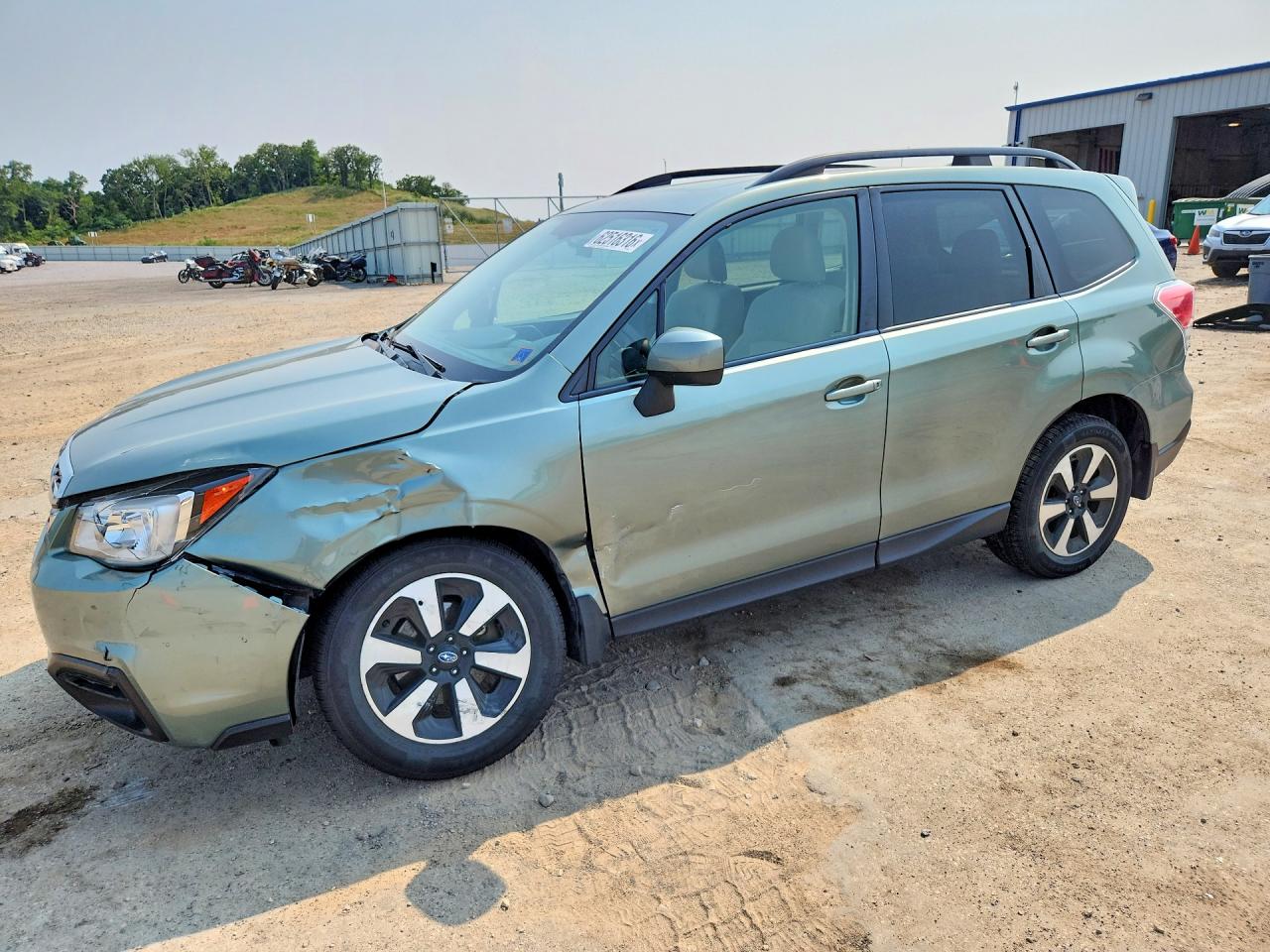 2018 Subaru Forester Premium, VIN JF2SJAEC4JH464573 — Перед