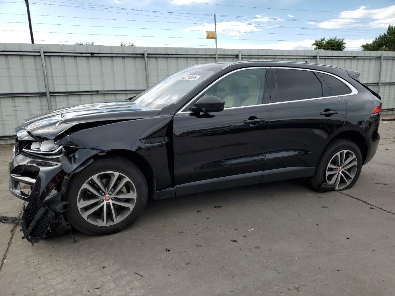 2020 Jaguar F-Pace 25t Premium, VIN SADCJ2FX5LA648883 — Side